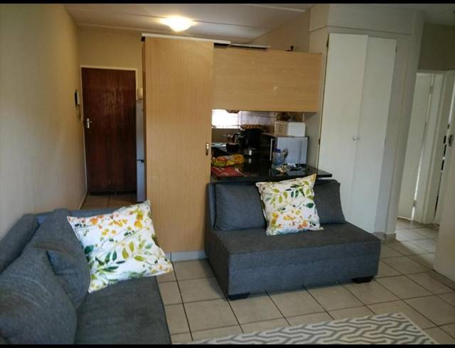 2 BEDROOM COMPLEX FOR SALE IN CLARINA